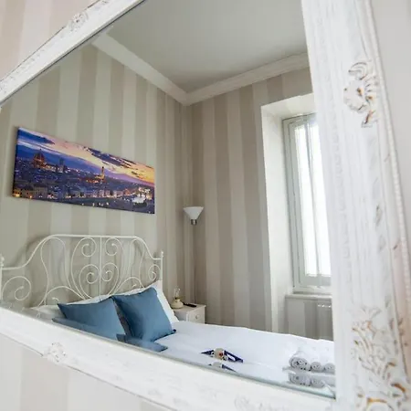 Casina Ridolfi - Bilocale Con Quattro Posti Letto Lejlighed *